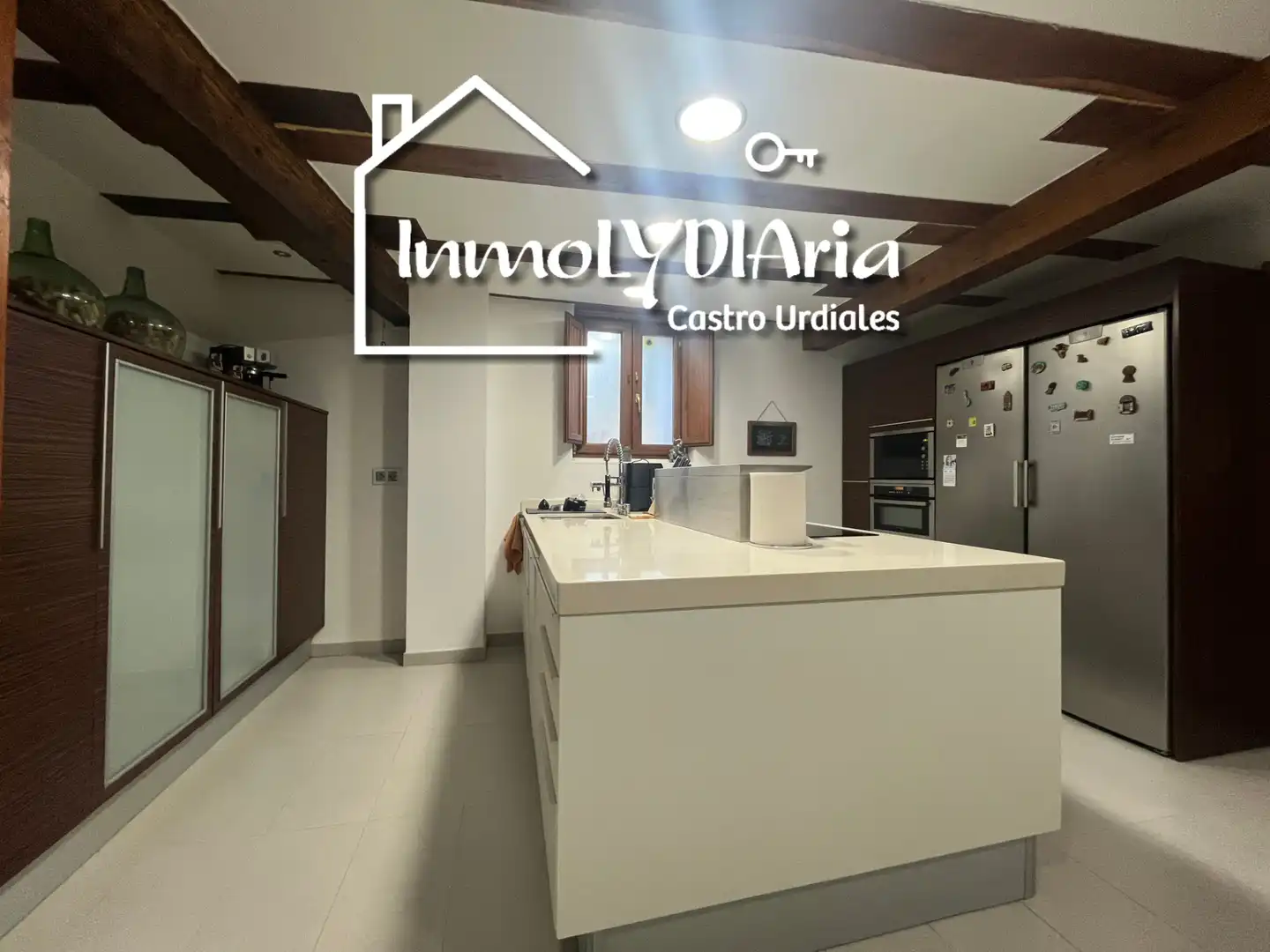 Cocina de Casa adosada en venta en Castro-Urdiales con Calefacción, Parquet y Terraza