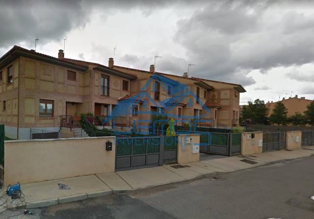 Casa-chalet en Venta en Párroco Vidal Fernández en Sariegos