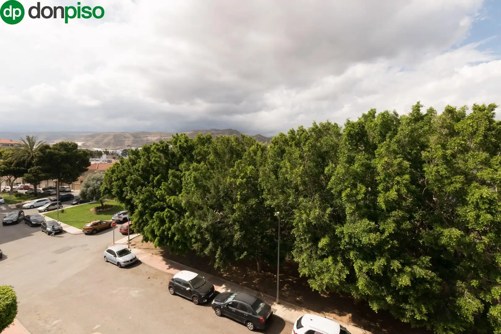 Exterior view of Flat for sale in Roquetas de Mar