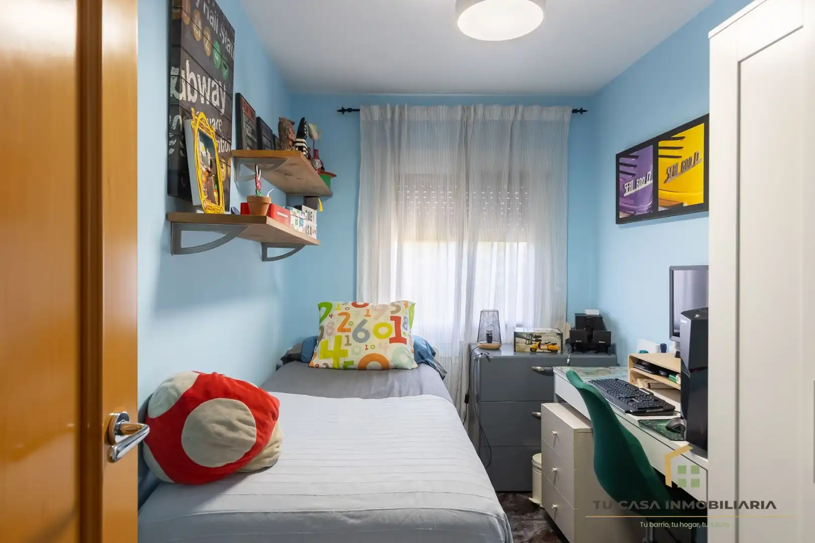 Bedroom of Flat for sale in Badalona  with Air Conditioner, Heating and Terrace