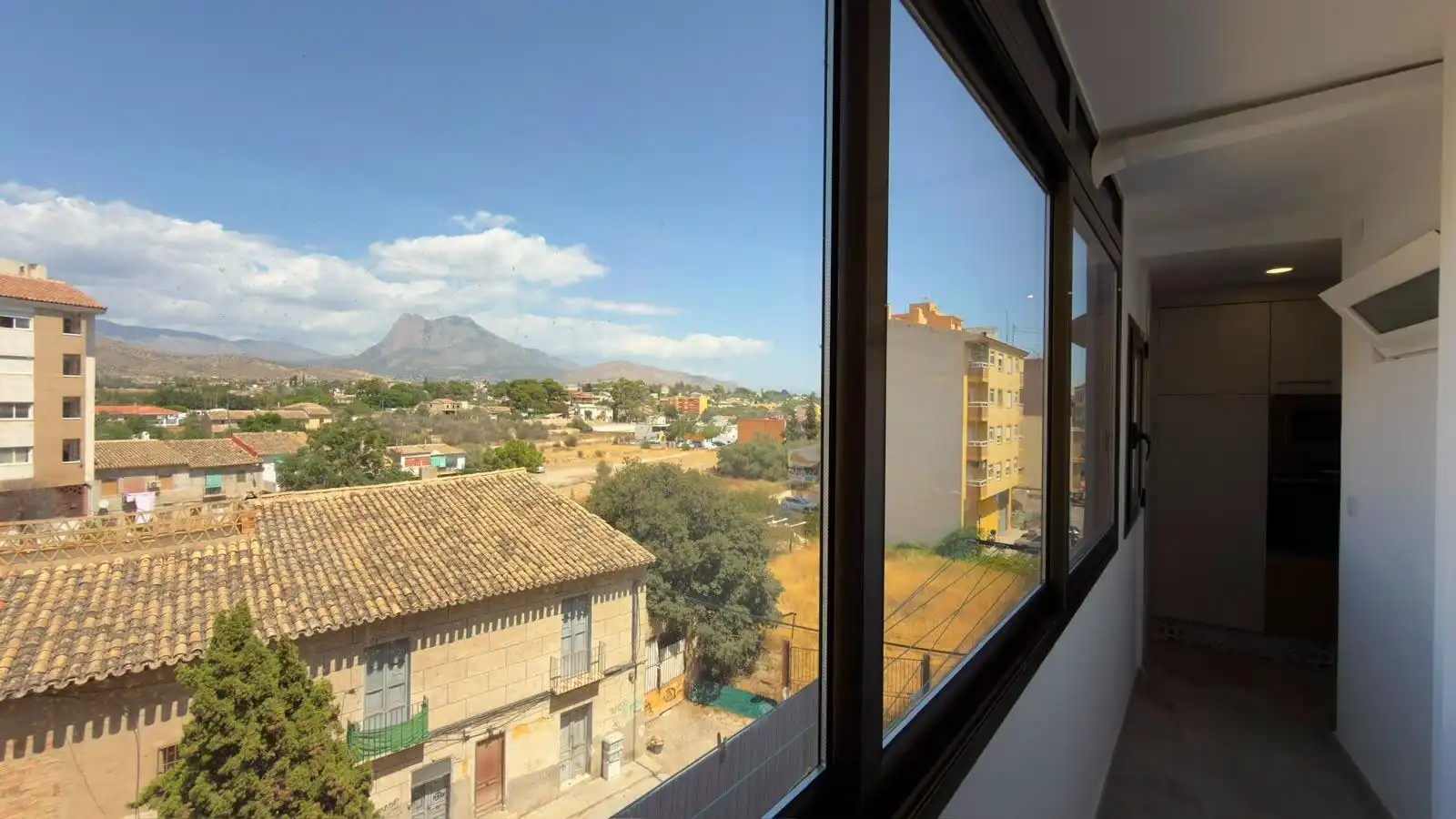 Außenansicht von Wohnung zum Verkauf in Villajoyosa / La Vila Joiosa mit Klimaanlage, Heizung und Terrasse
