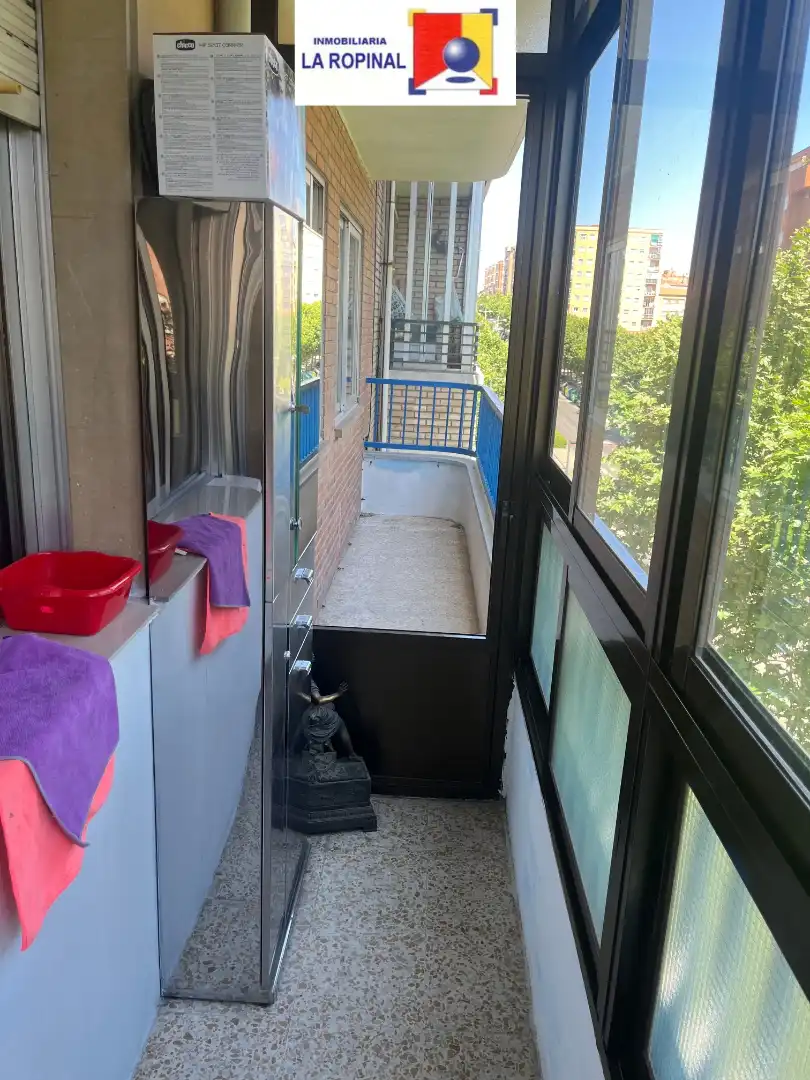 Balcony of Flat for sale in Salamanca  with Heating, Parquet flooring and Furnished