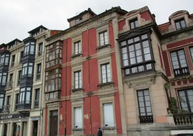 Vista exterior de Casa o xalet en venda en Gijón 
