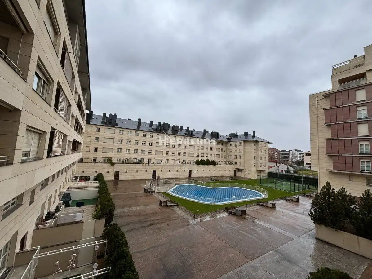 Flat for sale in Logroño, La Rioja