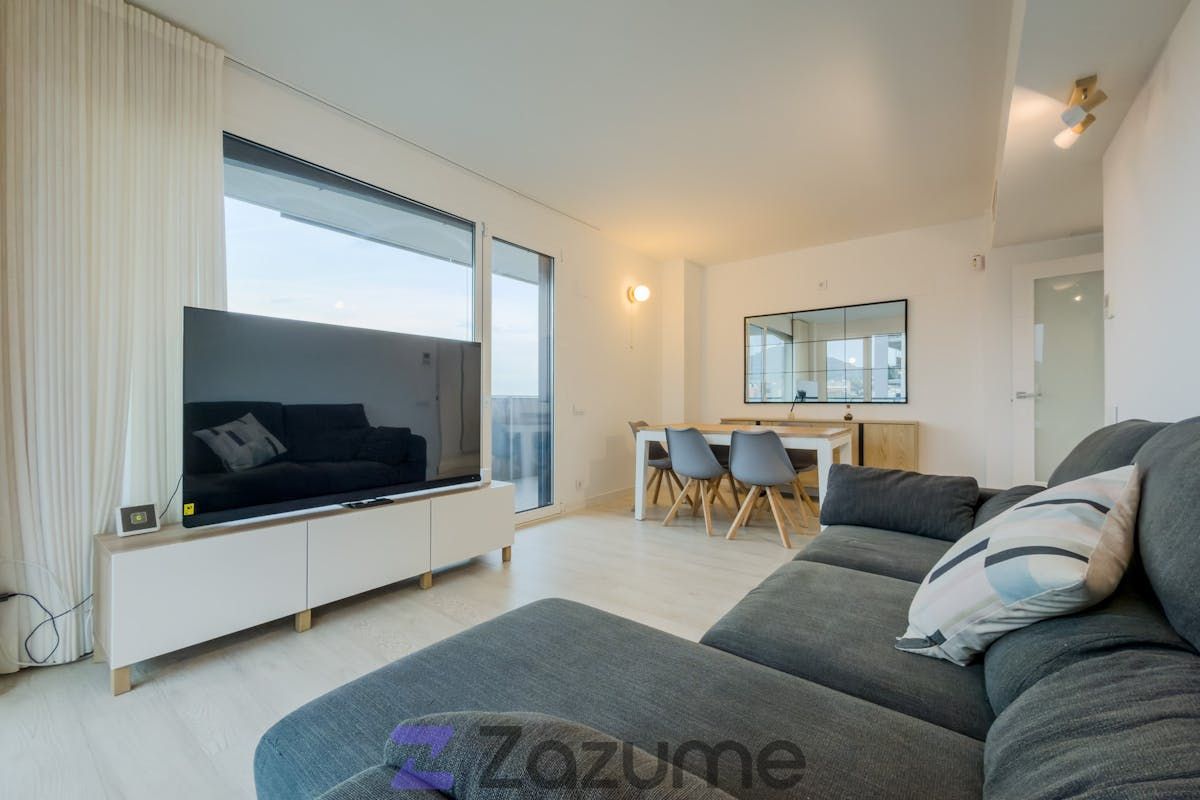 Living room of Flat to rent in L'Hospitalet de Llobregat  with Air Conditioner, Heating and Parquet flooring