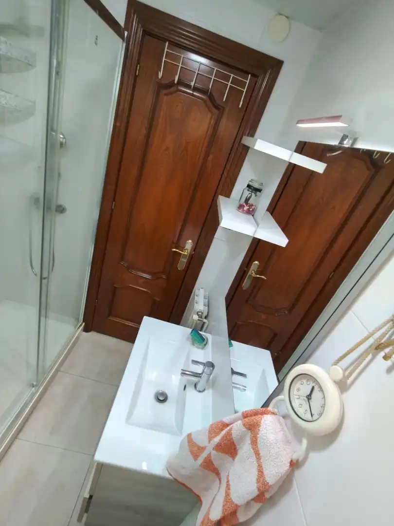 Bathroom of Flat for sale in Mollet del Vallès  with Heating, Parquet flooring and Balcony