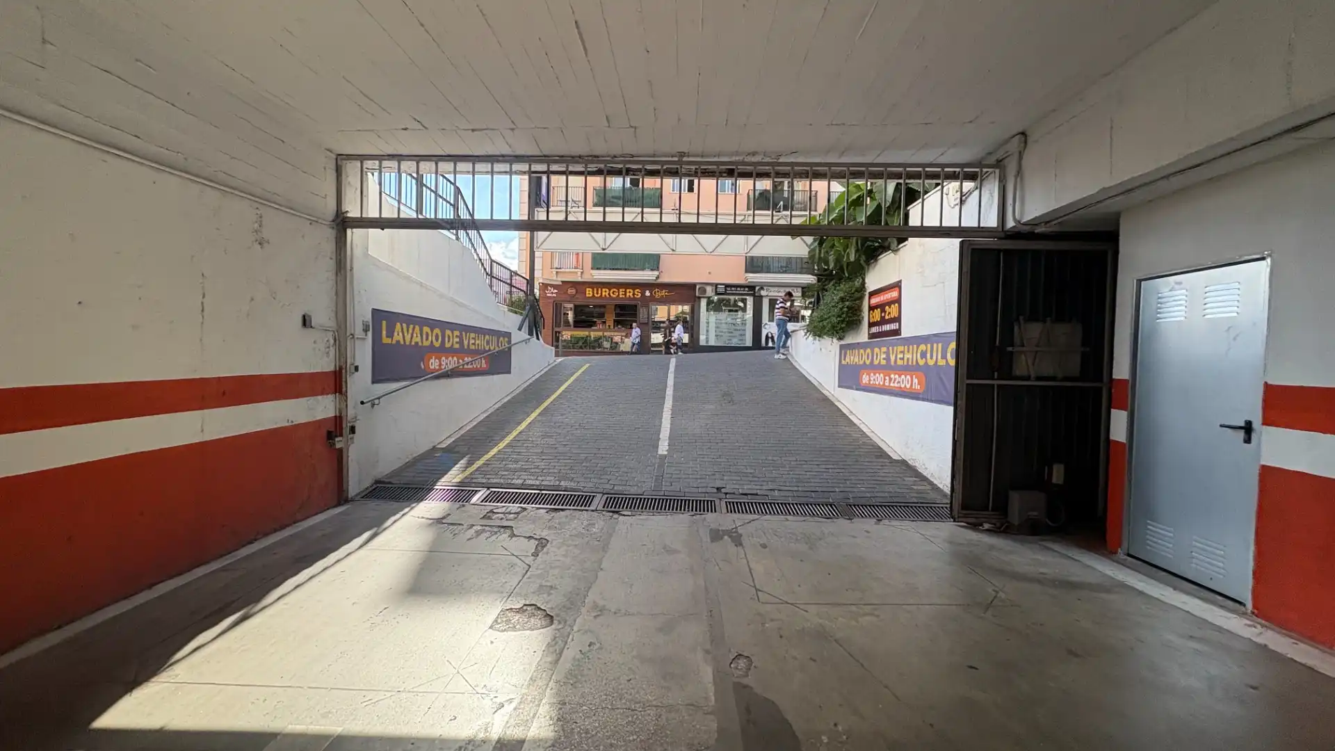 Parkplatz von Garage zur Miete in San Pedro de Alcántara