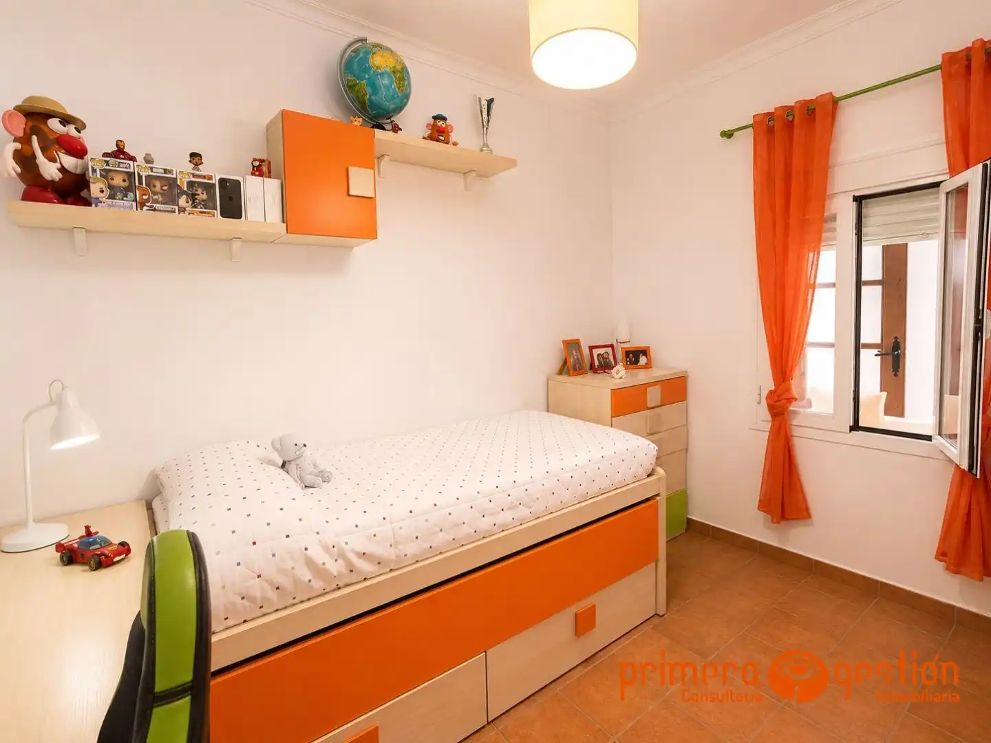 Bedroom of Houses for sale in La Luisiana  with Air Conditioner, Heating and Terrace