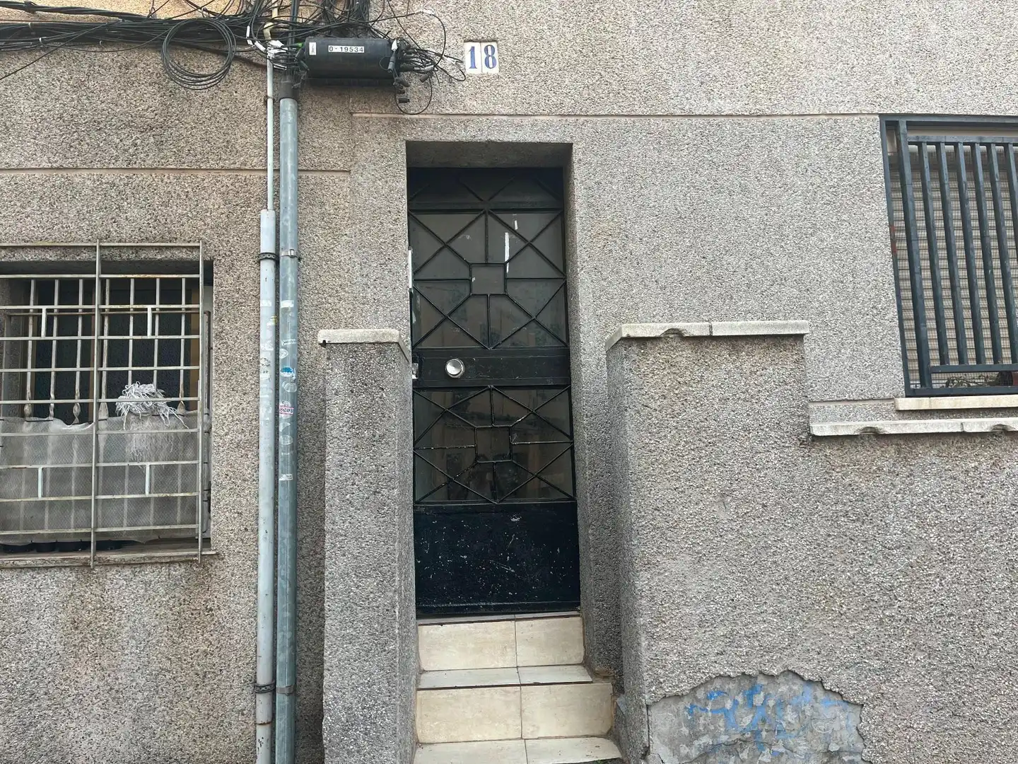 Vista exterior de Pis en venda en Badalona