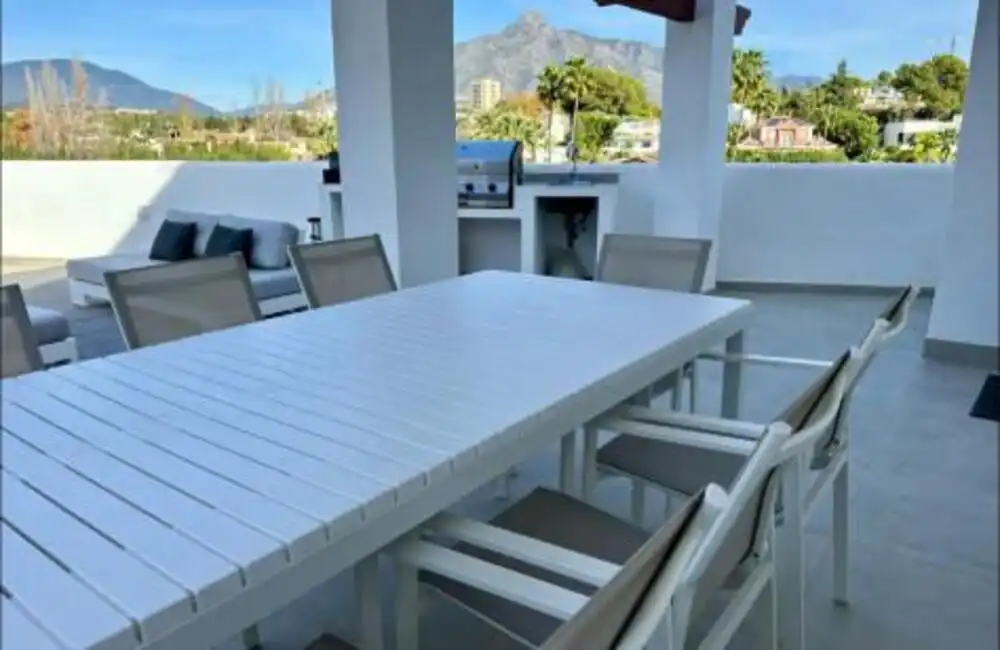 Terrassa de Àtic de lloguer en Marbella amb Aire condicionat, Calefacció i Terrassa