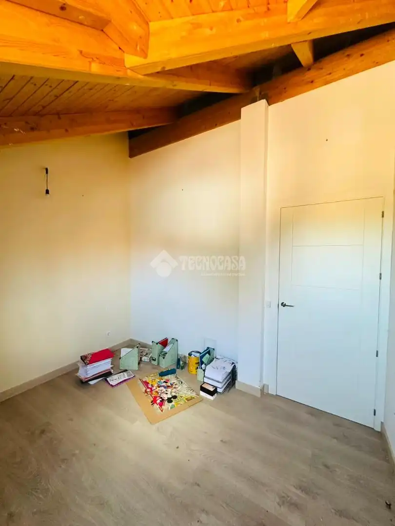 Casa aparellada en venda a Escalona, imagen 18