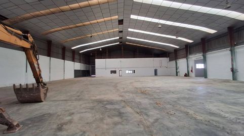 Foto 3 von Fabrikhallen zur Miete in Metro - Auditorio, Paiporta