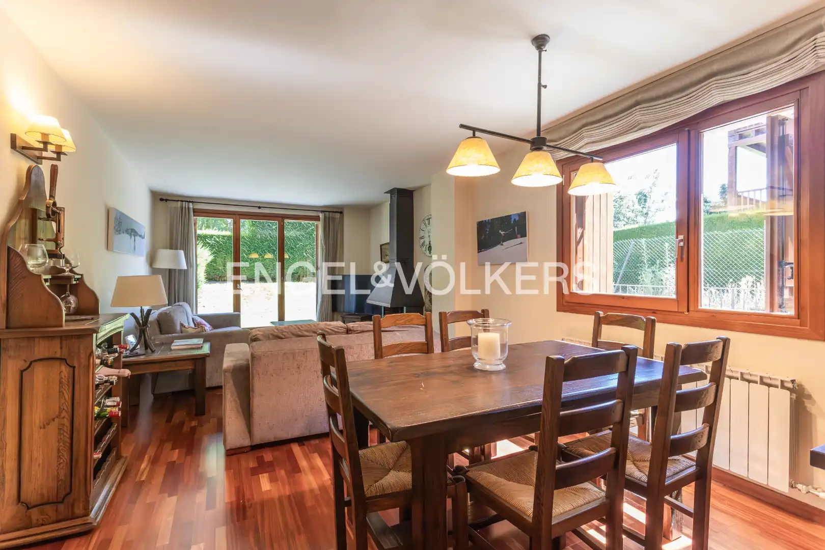 Comedor de Planta baja en venta en Llívia con Calefacción, Jardín privado y Parquet