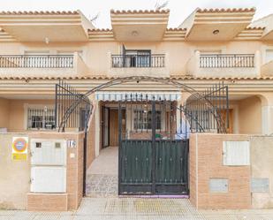 Vista exterior de Casa adosada en venda en Cartagena amb Aire condicionat, Jardí privat i Terrassa