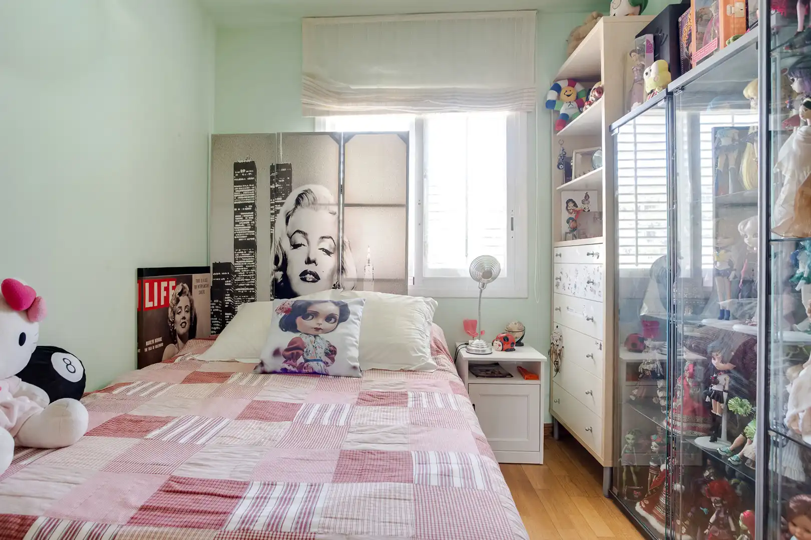 Schlafzimmer von Einfamilien-Reihenhaus zum Verkauf in Premià de Dalt mit Klimaanlage, Heizung und Privatgarten