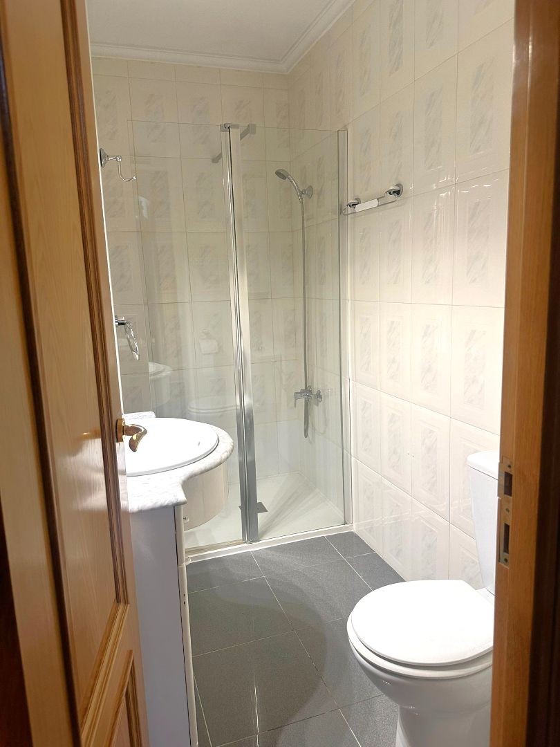 Bathroom of Flat to rent in  Murcia Capital  with Air Conditioner, Heating and Parquet flooring