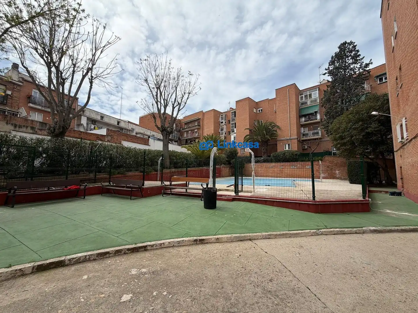 Swimming pool of Flat for sale in Madrid  with Heating, Private garden and Terrace
