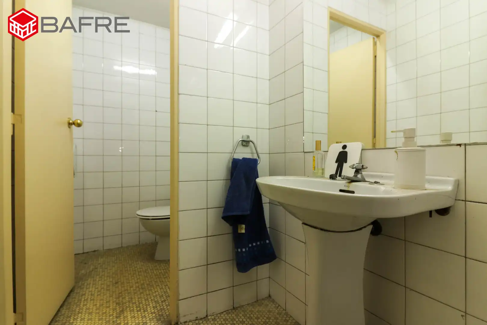 Badezimmer von Geschaftsraum zum Verkauf in Madrid