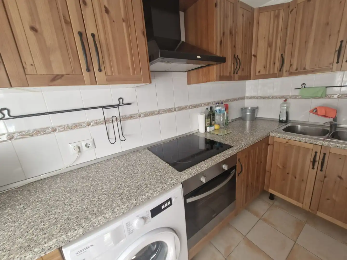 Cuina de Casa adosada en venda en La Línea de la Concepción amb Terrassa