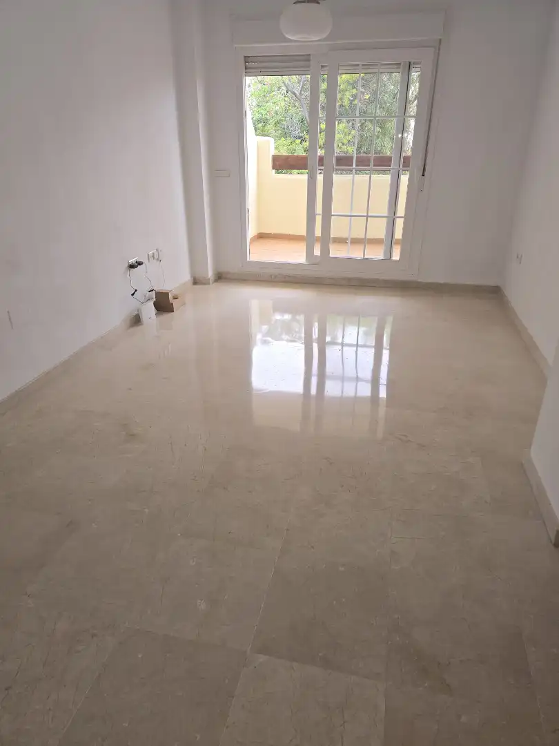 Wohnzimmer von Wohnung zum Verkauf in Benalmádena mit Klimaanlage, Terrasse und Abstellraum