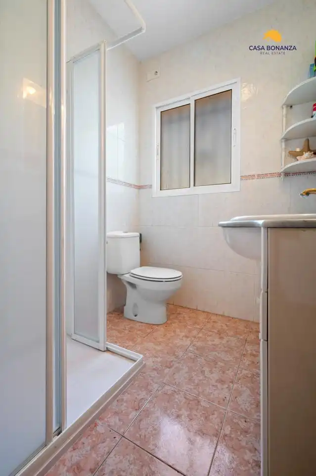 Bathroom of Houses for sale in Almuñécar  with Private garden, Terrace and Swimming Pool