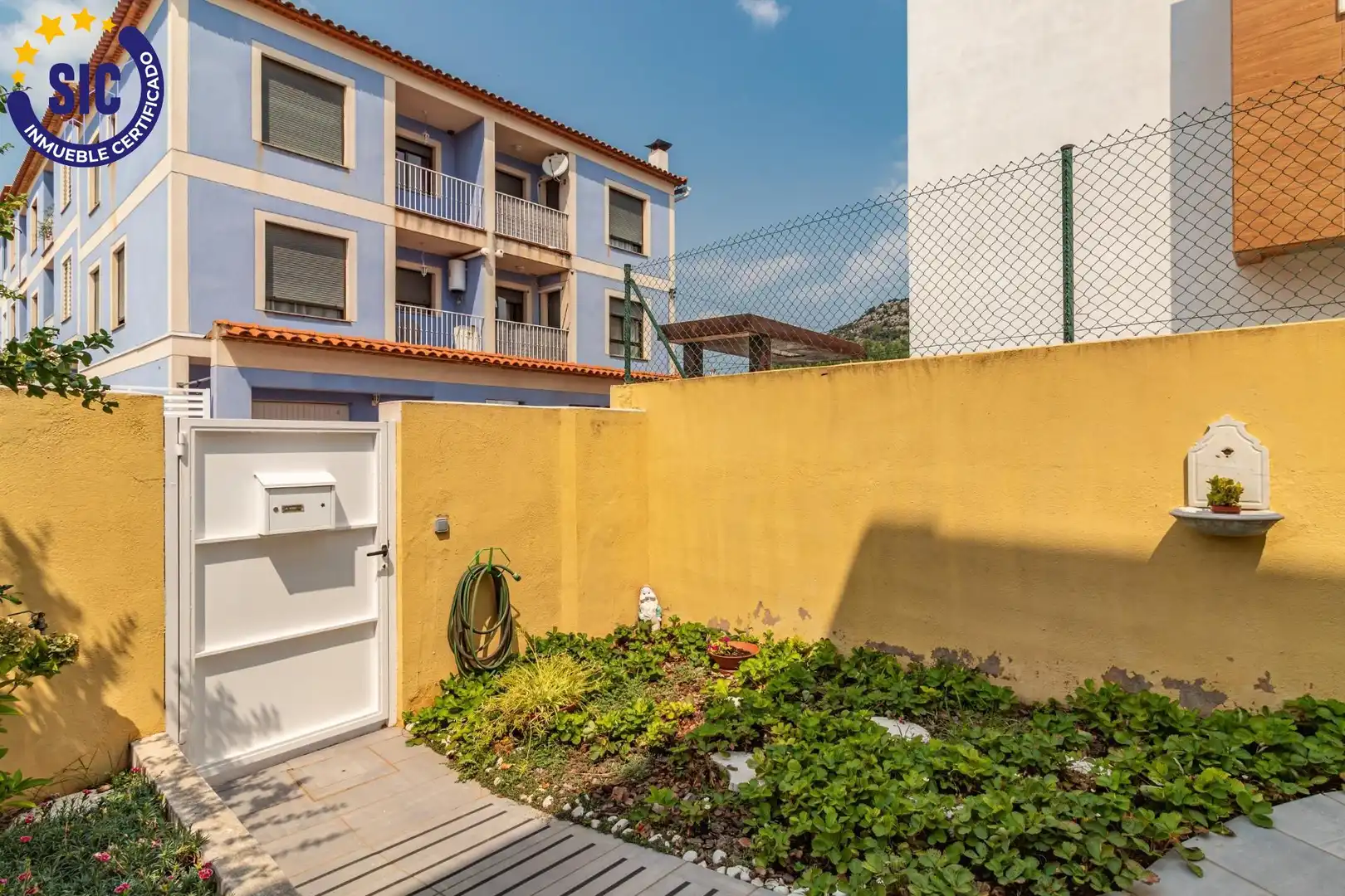 Vista exterior de Casa o chalet en venta en La Pobla de Tornesa con Aire acondicionado, Calefacción y Jardín privado