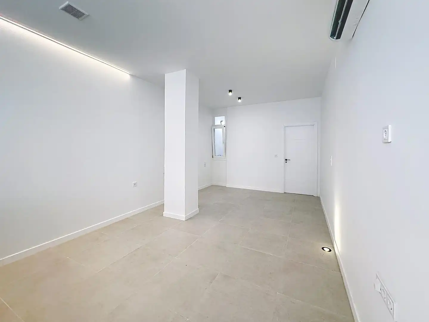 Bajo con ascensor en venta en Calle de Cartagena, imagen 12