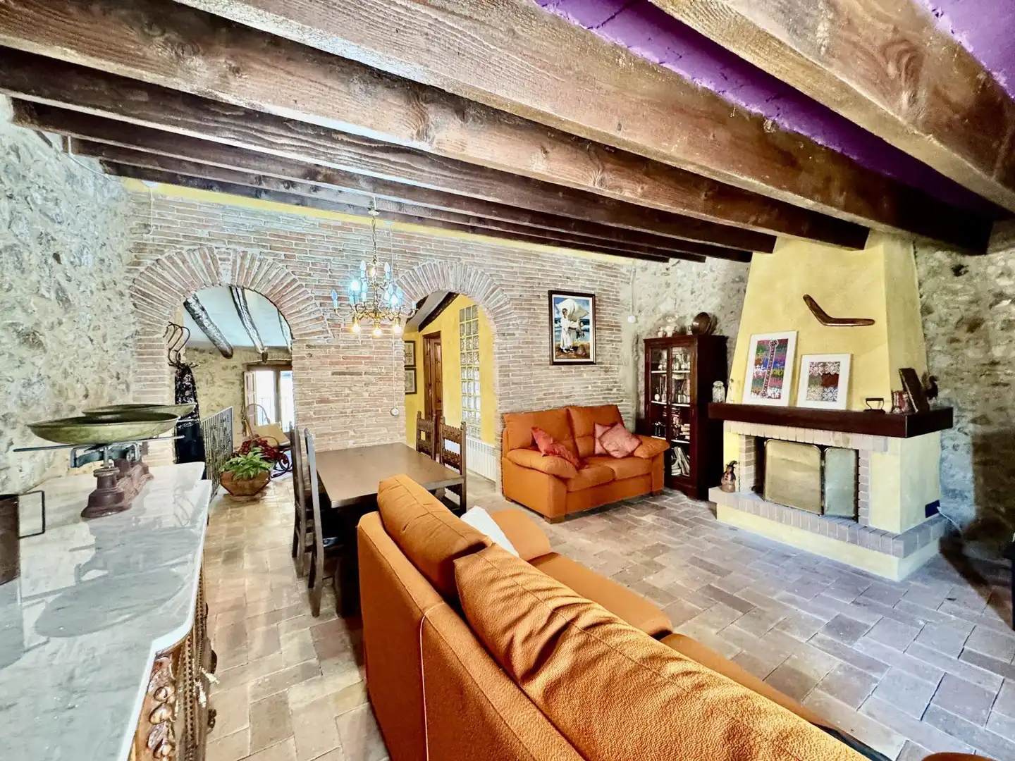 Sala d'estar de Casa o xalet en venda en Torroella de Montgrí amb Calefacció i Terrassa