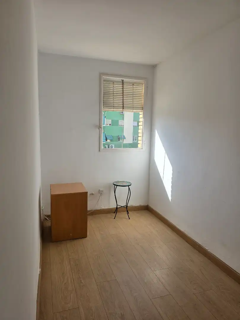 Habitación de Piso de alquiler en Málaga con Balcón