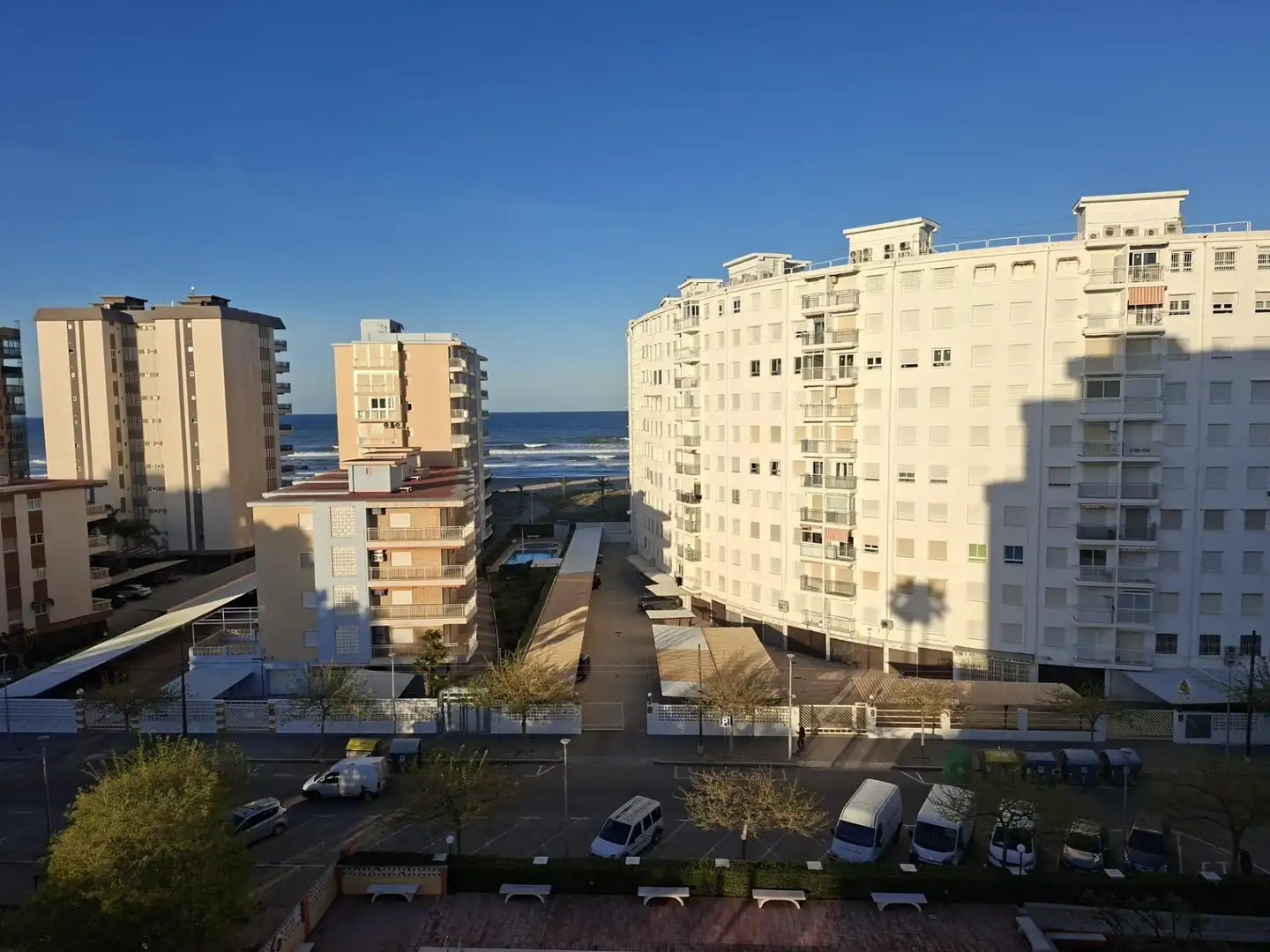Exterior view of Apartments for sale in Gandia  with Air Conditioner, Terrace and Storage room