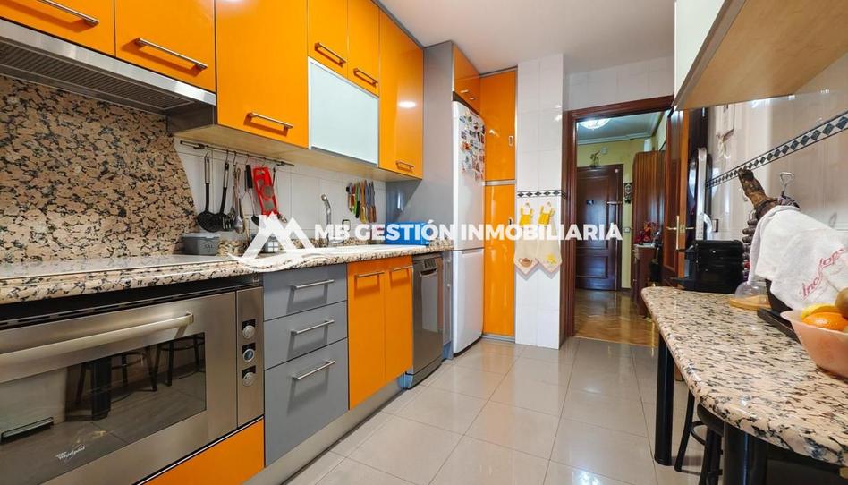 Foto 1 de Pis en venda a De Reinosa, La Serna, Madrid