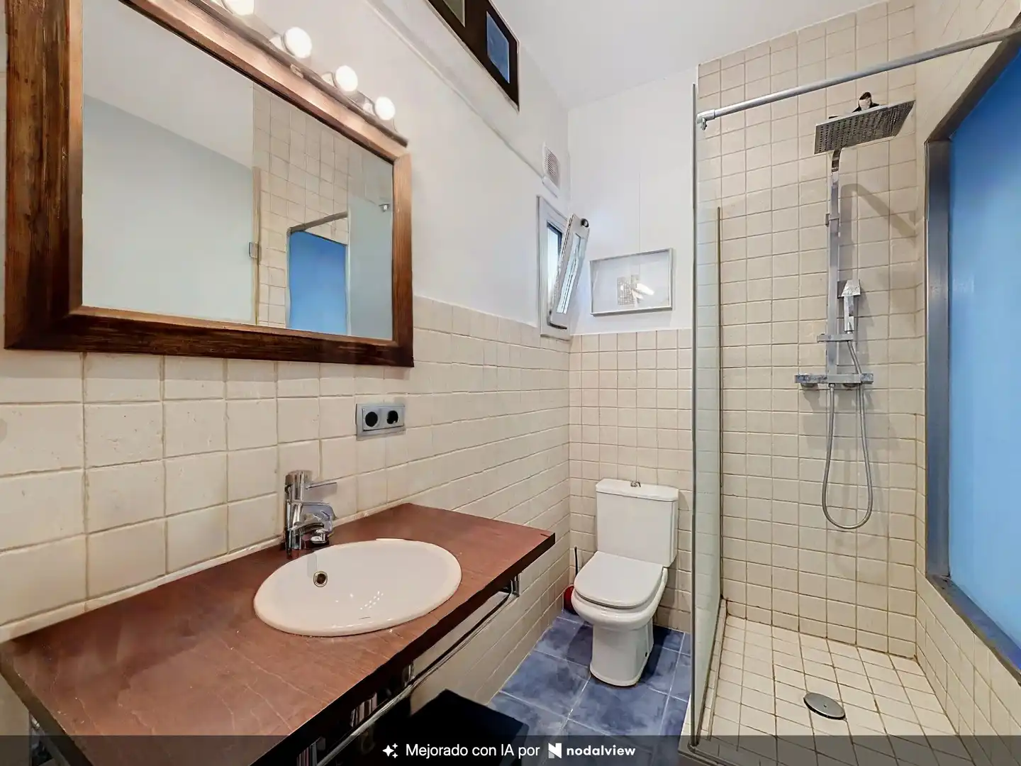 Bathroom of Flat for sale in Alella  with Air Conditioner, Heating and Terrace