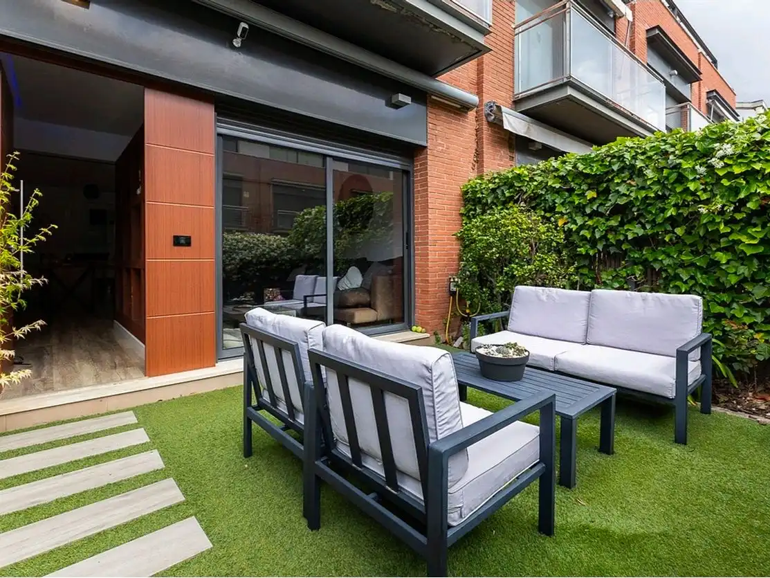 Maison mitoyenne à vendre à Carrer Fisterra, 15, imagen 2