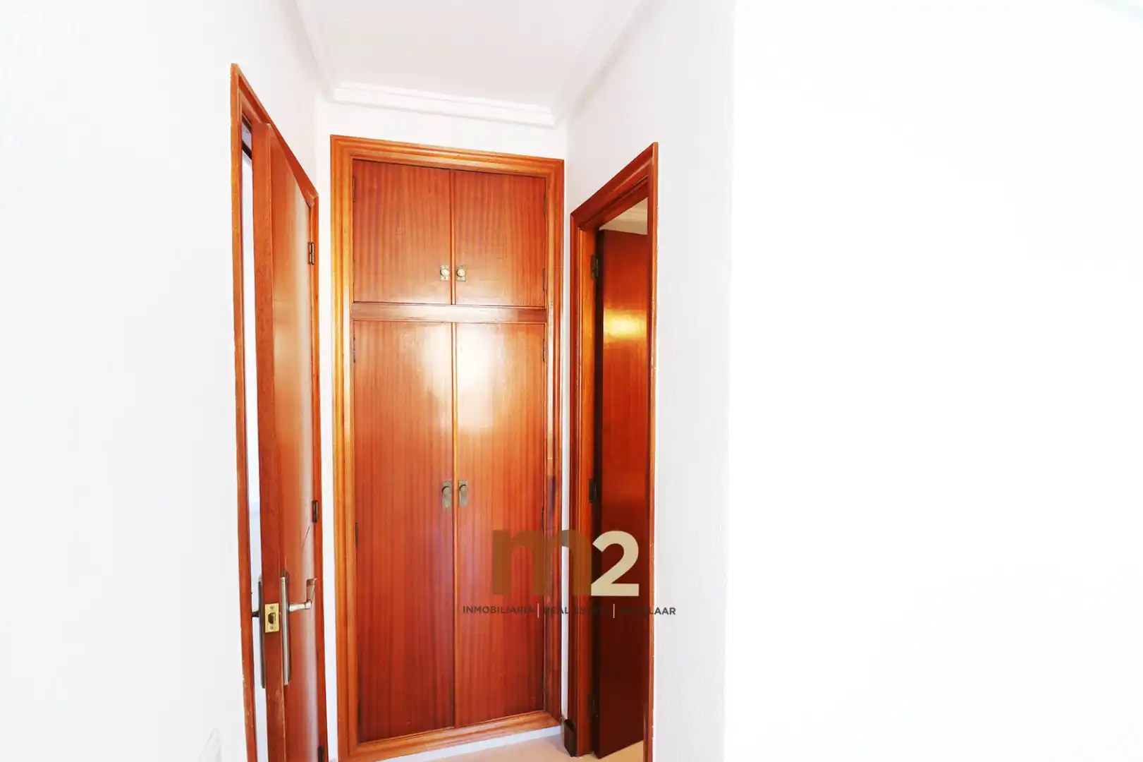 Dormitori de Apartament de lloguer en Guardamar del Segura amb Terrassa, Forn i Rentadora