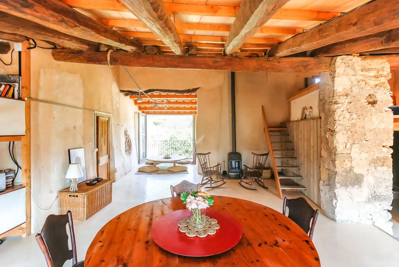 Country homes for sale in Albinyana