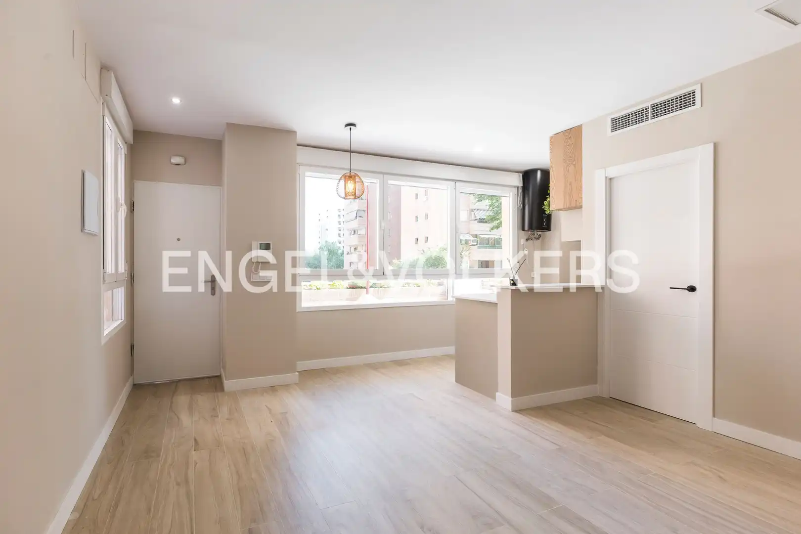 Habitación de Planta baja de alquiler en Madrid con Aire acondicionado y Calefacción