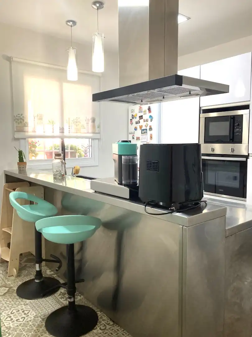 Cocina de Casa o chalet en venta en Corbera de Llobregat con Aire acondicionado, Calefacción y Jardín privado