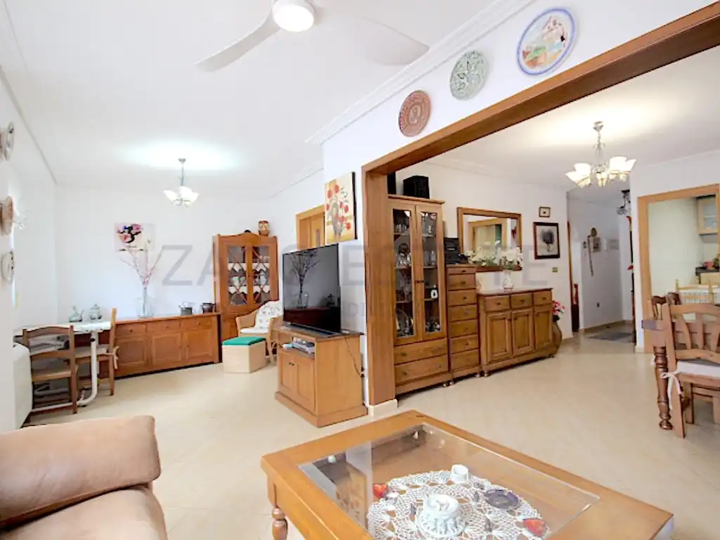 Sala de estar de Casa adosada en venta en La Nucia con Jardín privado, Amueblado y Horno
