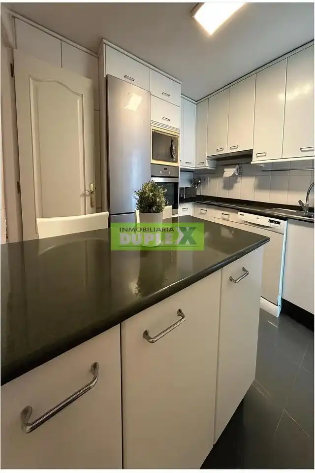 Piso con ascensor en venta en Centro - Echegaray, imagen 3