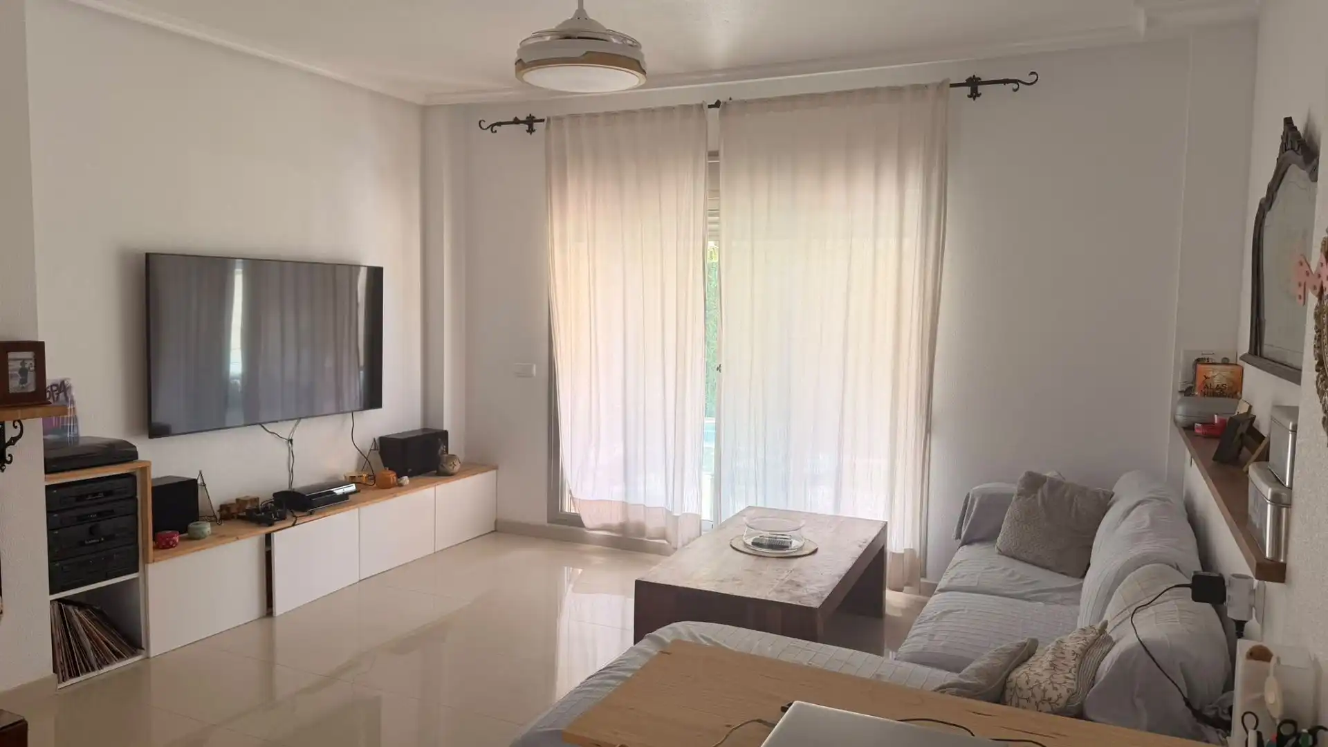 Sala d'estar de Casa o xalet en venda en La Alcayna
