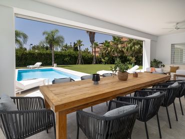 Xalet amb piscina en venda a San Pedro de Alcántara