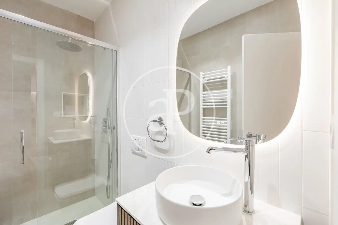 Baño de Piso en venta en Madrid con Aire acondicionado, Calefacción y Amueblado