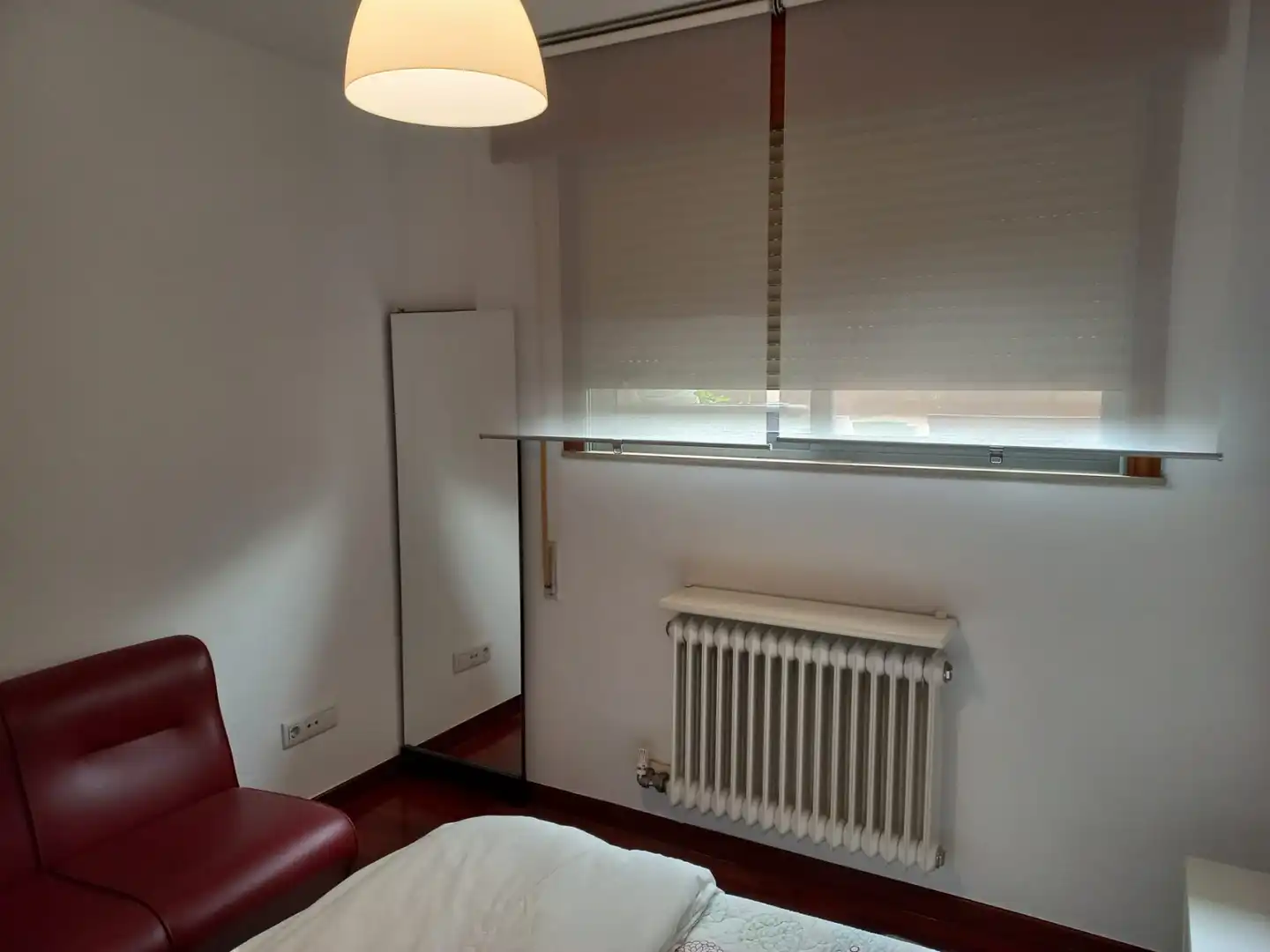 Schlafzimmer von Wohnung zur Miete in Santiago de Compostela  mit Heizung, Terrasse und Möbliert