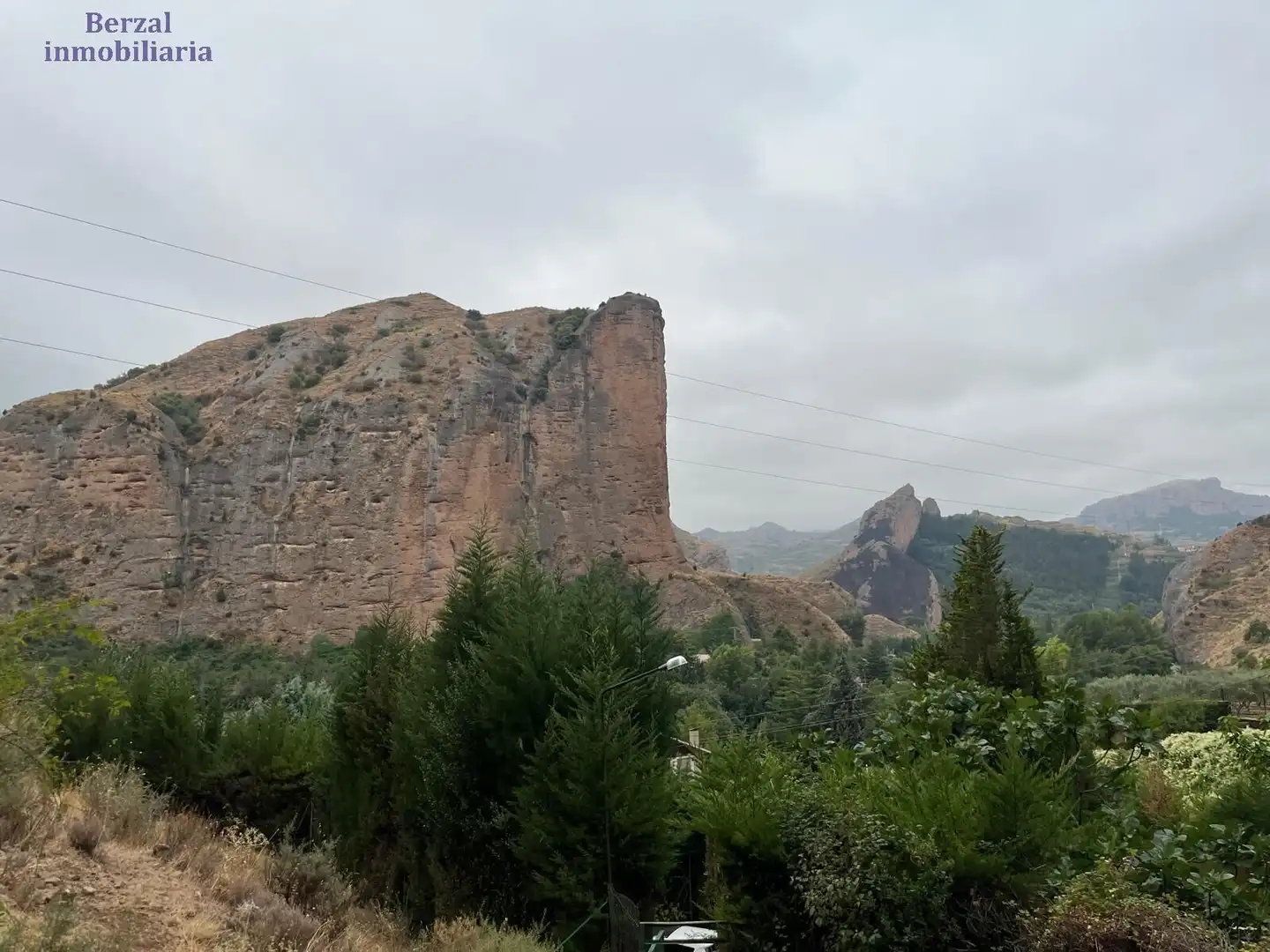 Vista exterior de Casa o xalet en venda en Sorzano amb Jardí privat, Terrassa i Traster