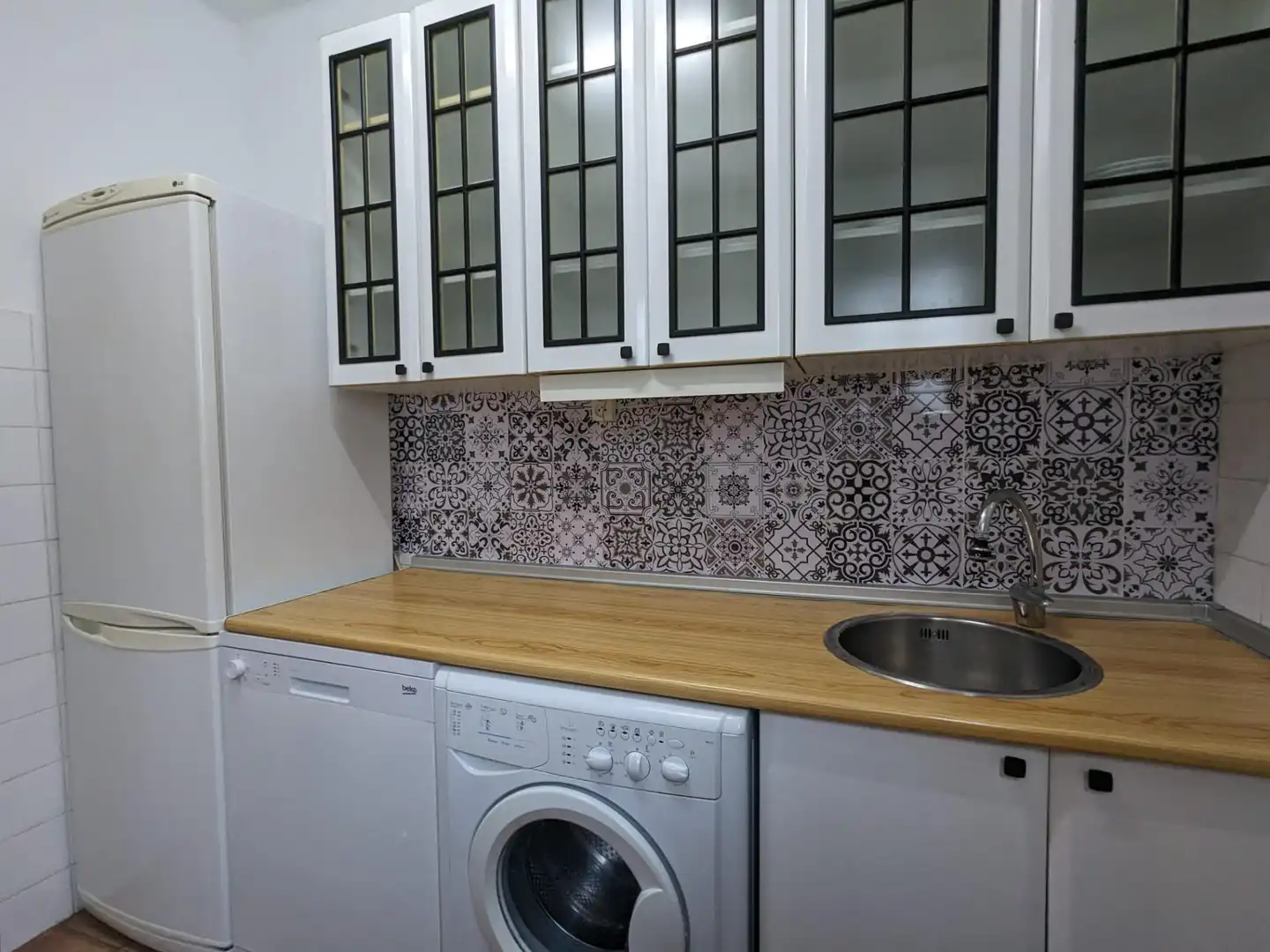 Kitchen of Attic for rent in Madrid  with Air Conditioner, Heating and Terrace