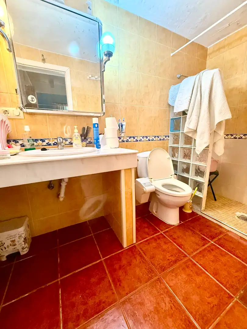 Bany de Casa o xalet de lloguer en Tarifa amb Jardí privat, Terrassa i Traster