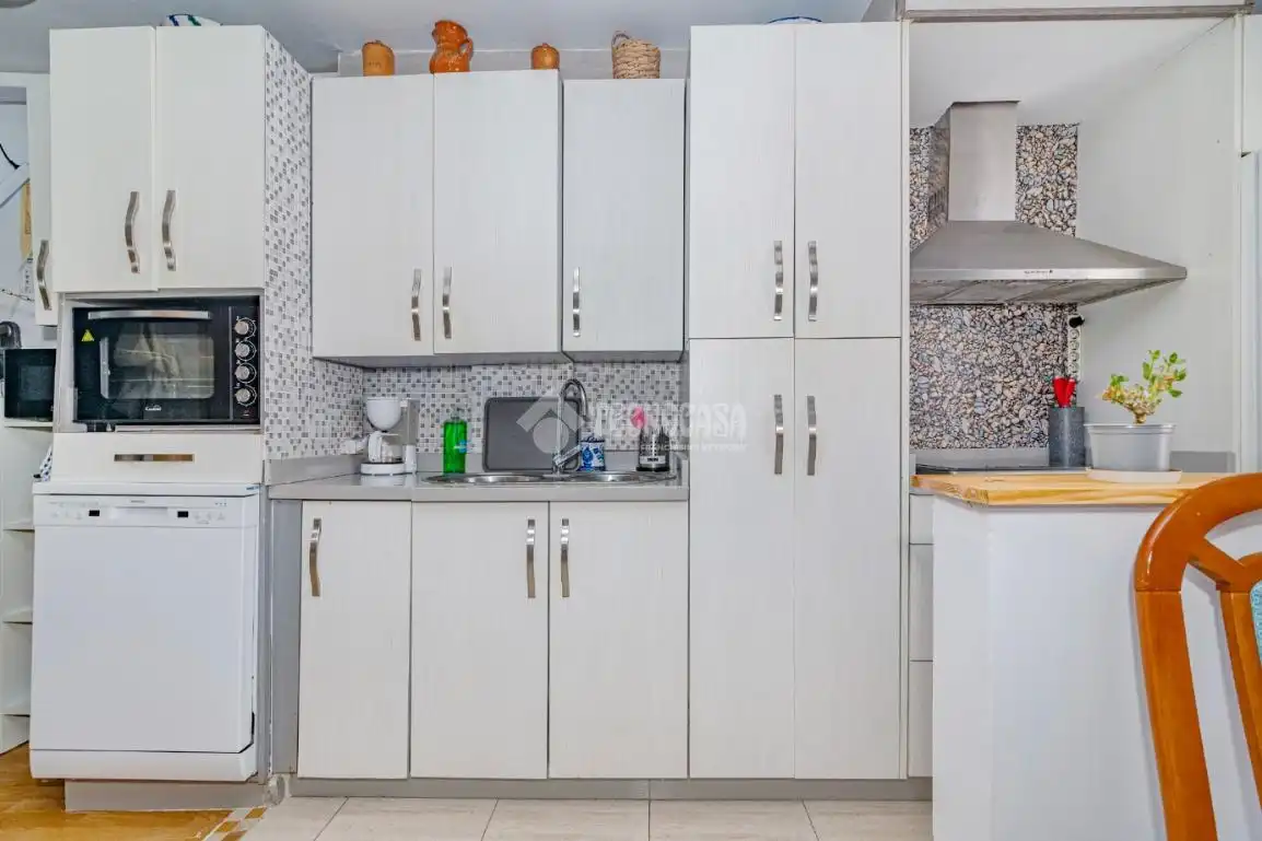 Kitchen of Flat for sale in Alhendín  with Air Conditioner and Furnished