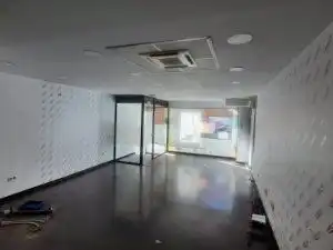 Commercial properties for rent in Móstoles  with Air Conditioner