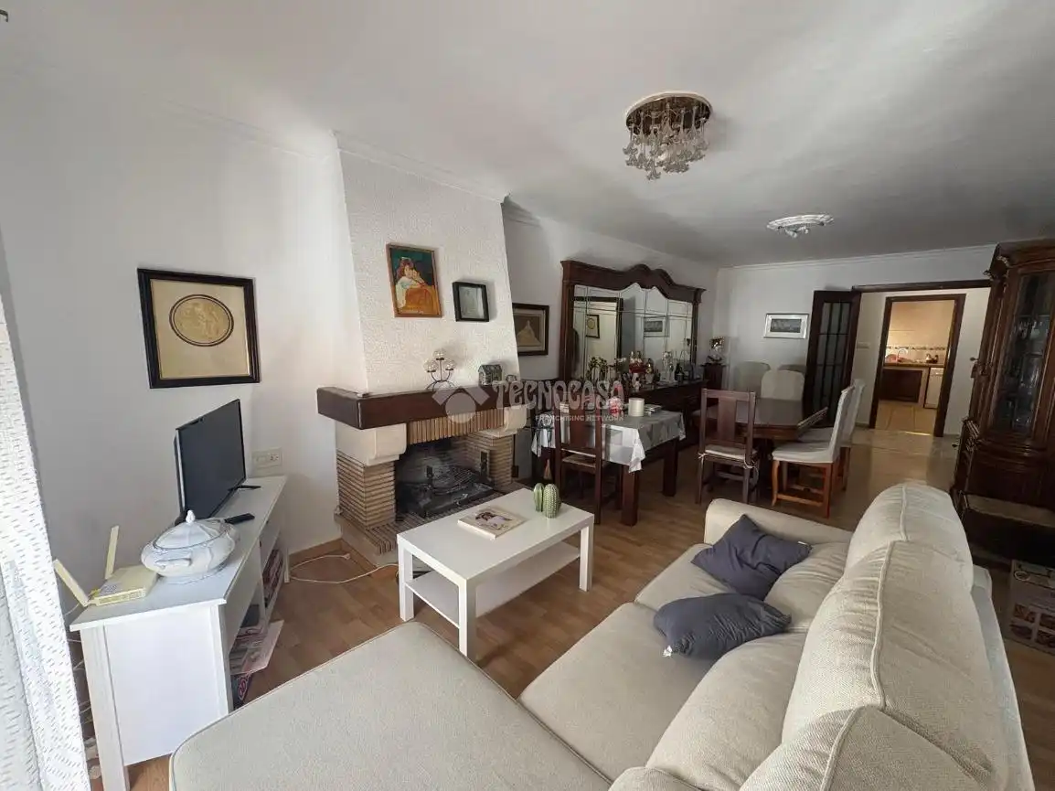 Sala d'estar de Pis en venda en San Roque