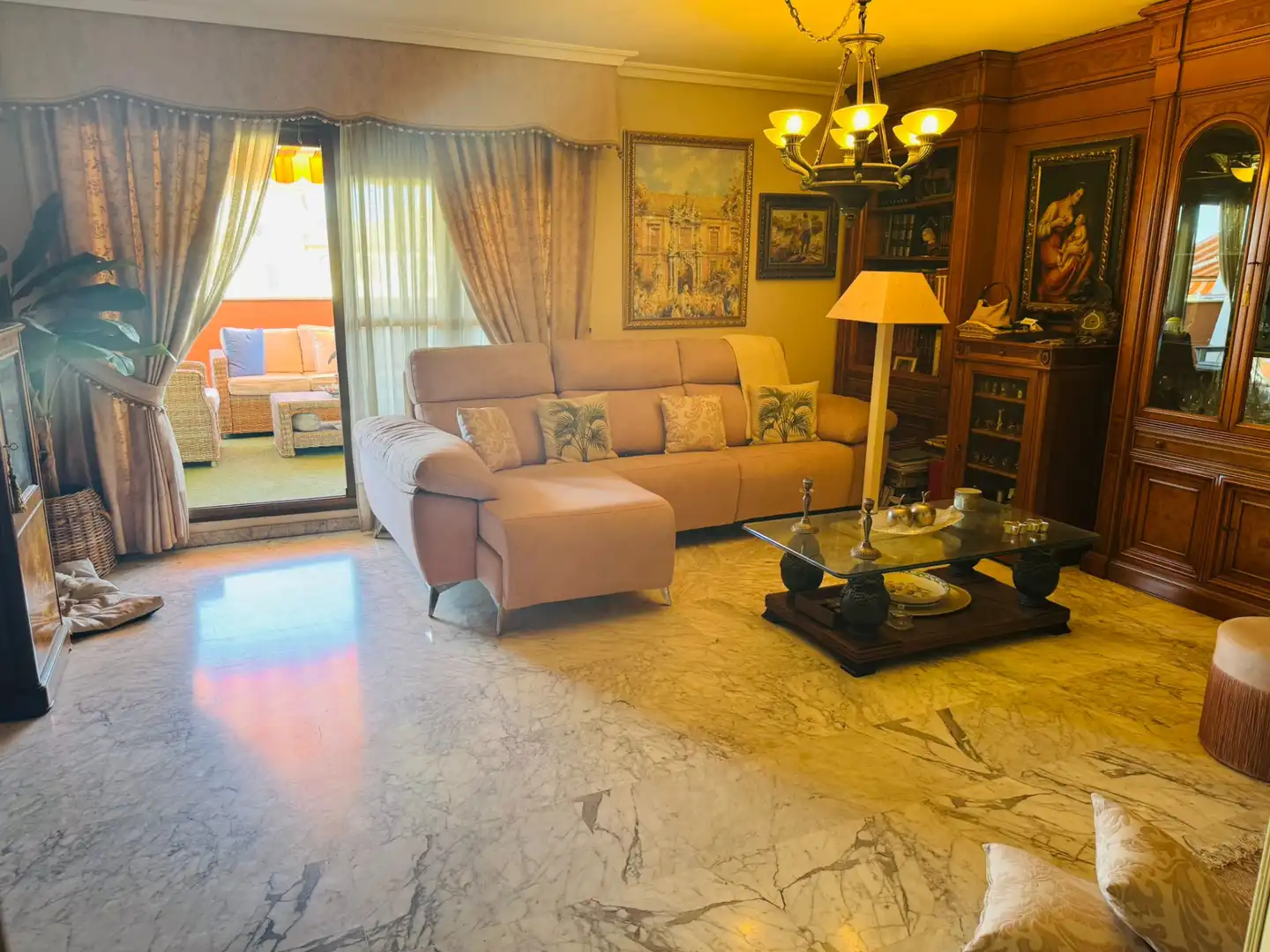Wohnzimmer von Dachboden zum Verkauf in Córdoba mit Abstellraum, Möbliert und Gemeinschaftspool